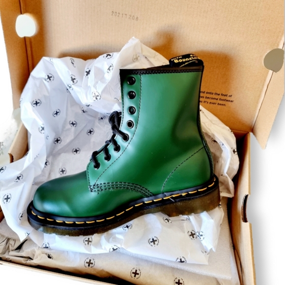 Dr. Martens 1460 8-Eye, green leather boots UK 4 | US / AU 6 | EUR 37 - Picture 3 of 10